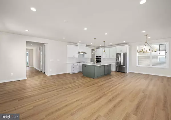 Aldie, VA 20105,41672 OAK BEND CT