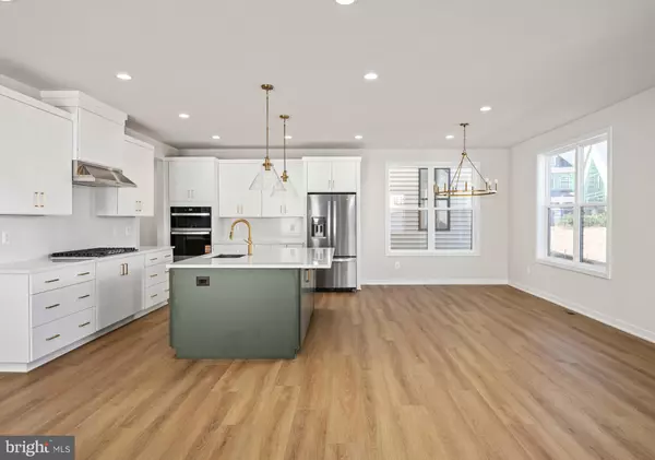 Aldie, VA 20105,41672 OAK BEND CT