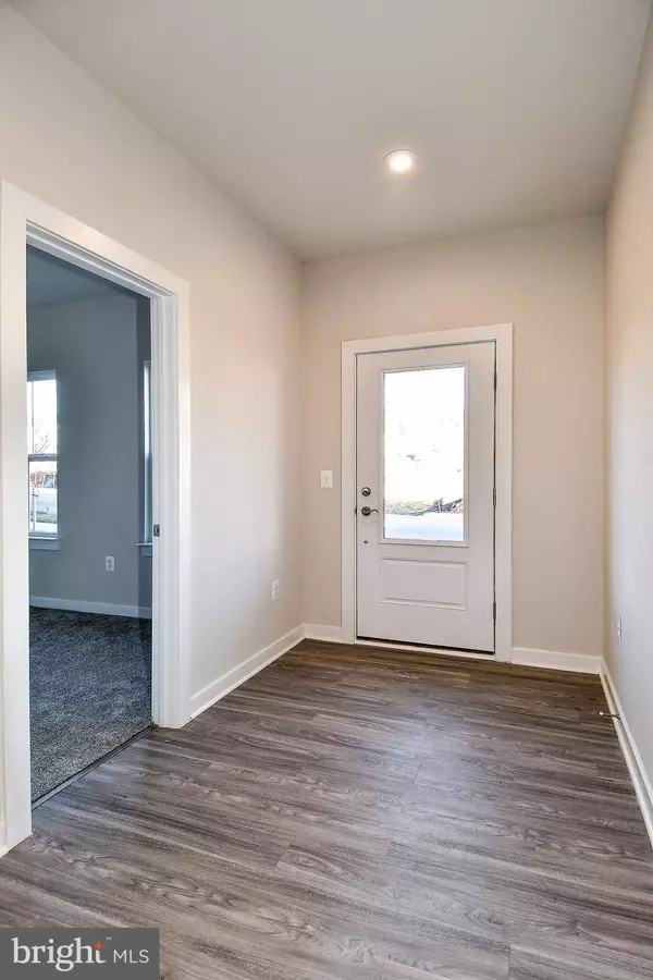 Dumfries, VA 22026,1767 HICKORY WOODS RD