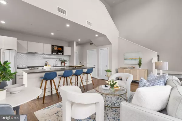 Gaithersburg, MD 20878,502 DIAMONDBACK DR #212