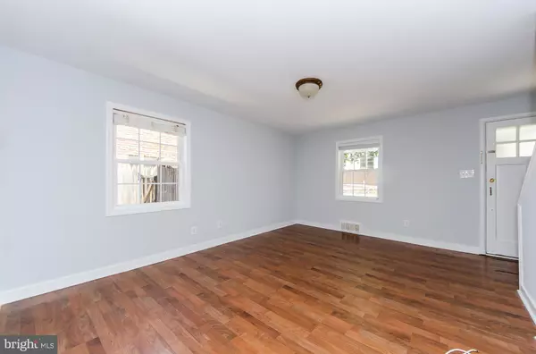 Arlington, VA 22204,908 S HIGHLAND ST S