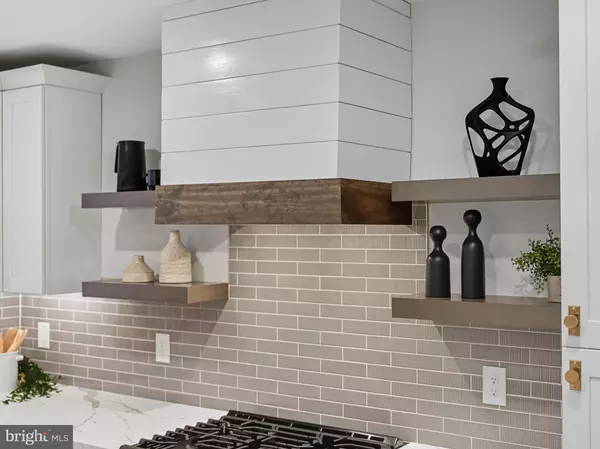 Annandale, VA 22003,4512 SLEAFORD RD