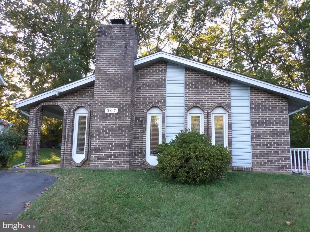 Sterling, VA 20164,307 NEWMAN CT