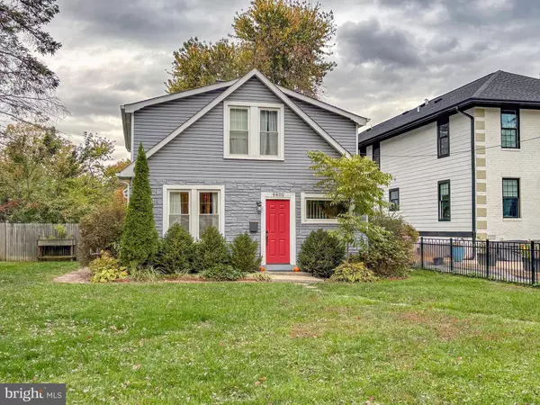 6402 POTOMAC AVE, Alexandria, VA 22307