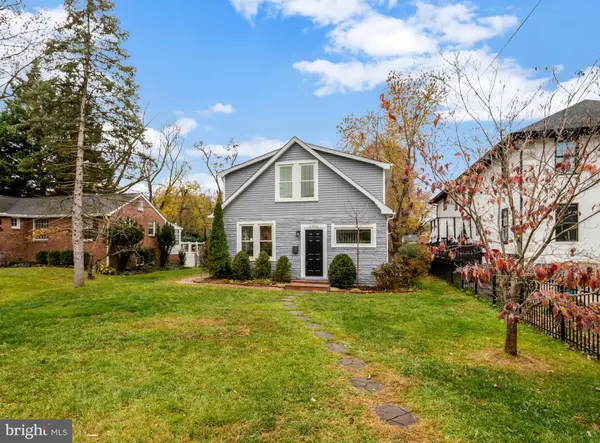 Alexandria, VA 22307,6402 POTOMAC AVE