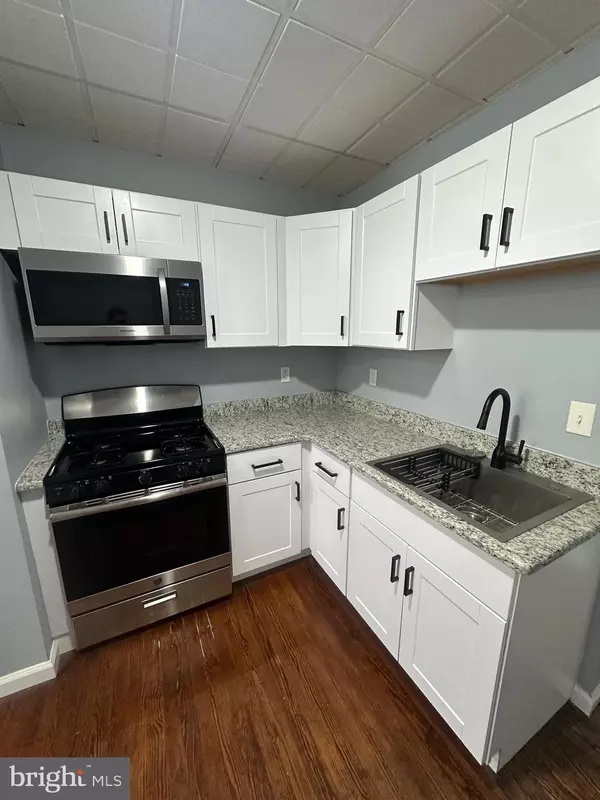 Williamstown, NJ 08094,5 S MAIN ST #A