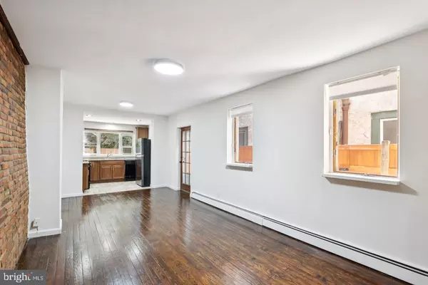 Philadelphia, PA 19130,2010 OGDEN ST