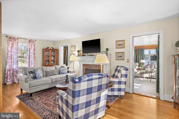 Orange, VA 22960,303 PIEDMONT ST