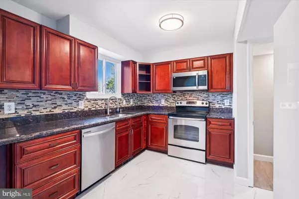 Arnold, MD 21012,1078 BRIGHTLEAF CT