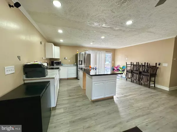 Brooklyn, MD 21225,329 10TH