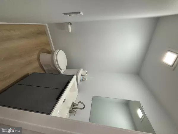 Beverly, NJ 08010,59 PINE ST