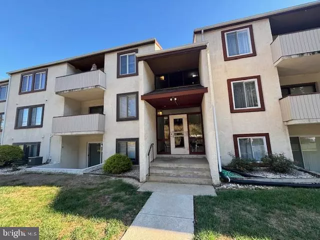 35-C GREENWOOD RD, York, PA 17404