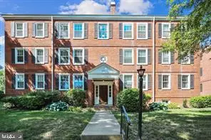 2942 S COLUMBUS ST #A2, Arlington, VA 22206