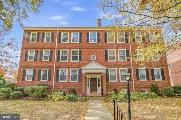 Arlington, VA 22206,2942 S COLUMBUS ST #A2