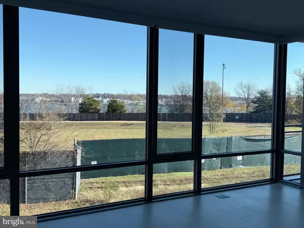 Alexandria, VA 22314,1201 N ROYAL ST #206