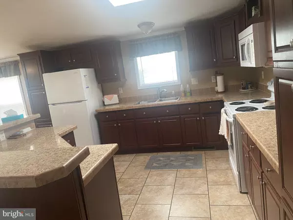 New Oxford, PA 17350,64 SHERILL DR