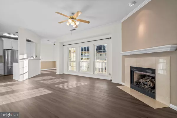 Leesburg, VA 20175,664 GATEWAY DR SE #314