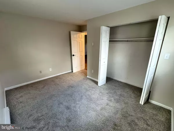 Harrisburg, PA 17111,6570 SOMERSET ST #2