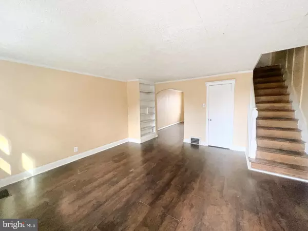 Chester, PA 19013,921 LINCOLN ST