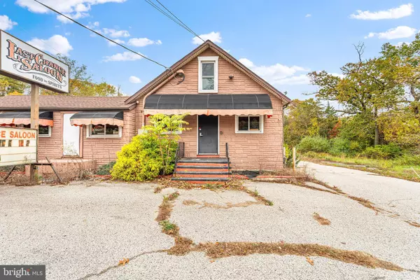 Waterford Works, NJ 08089,221 WHITE HORSE PIKE