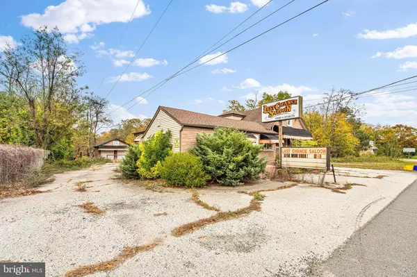 Waterford Works, NJ 08089,221 WHITE HORSE PIKE