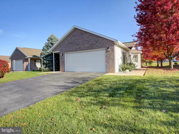 261 JUSTINE DR, Chambersburg, PA 17201