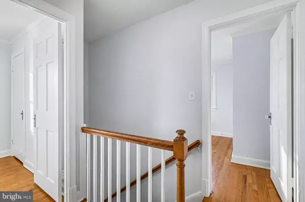 Washington, DC 20032,3334 10TH PL SE