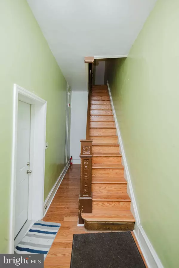 Philadelphia, PA 19145,2318 S BROAD ST