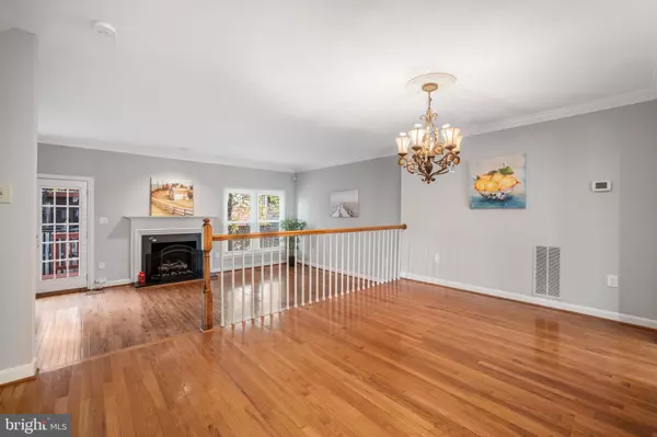 Potomac, MD 20854,11103 CANDLELIGHT LN