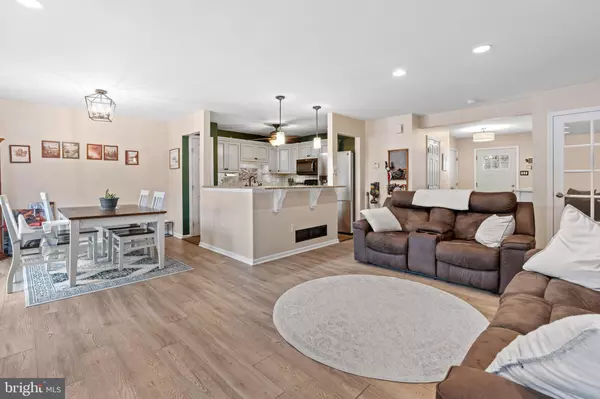 Telford, PA 18969,805 EVERGREEN CIR