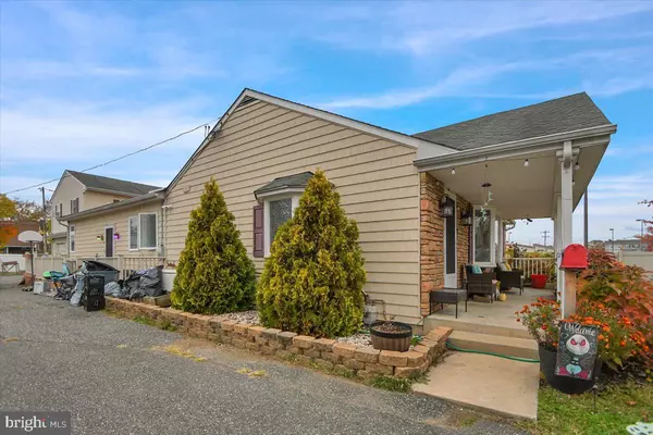 Brookhaven, PA 19015,12 TRIMBLE BLVD