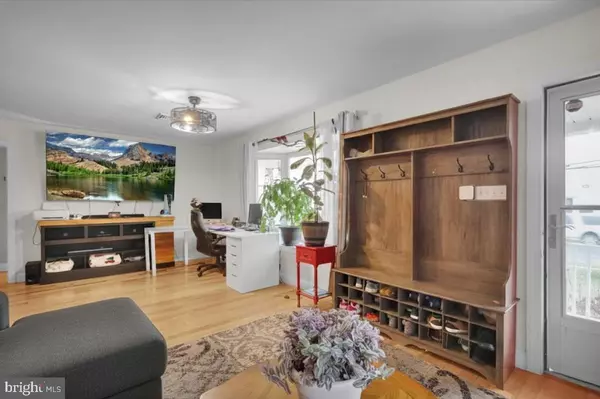 Brookhaven, PA 19015,12 TRIMBLE BLVD