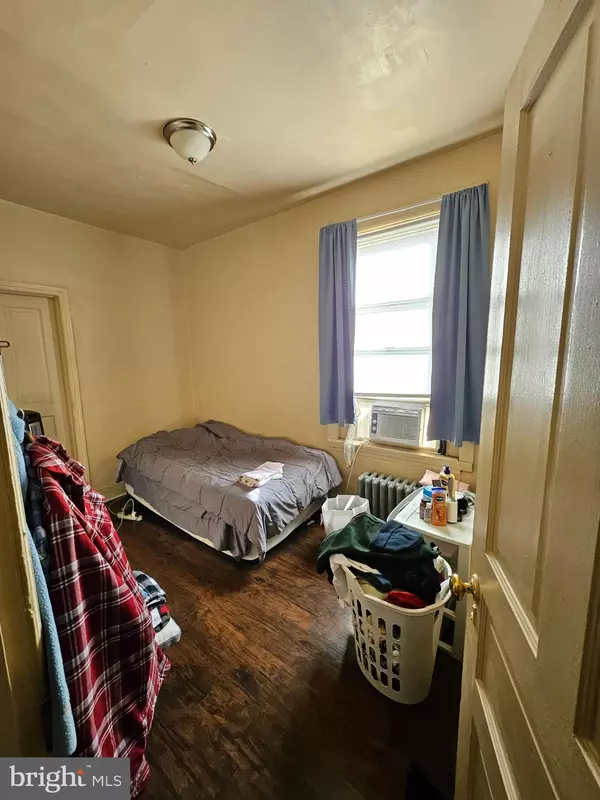 Philadelphia, PA 19148,618 DURFOR ST