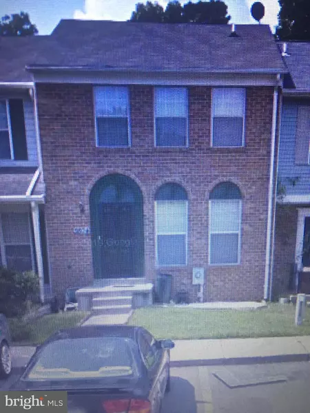 2804 PIN OAK LN, Lanham, MD 20706