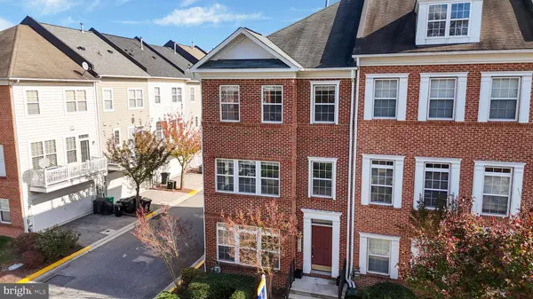 Suitland, MD 20746,4258 TALMADGE CIR