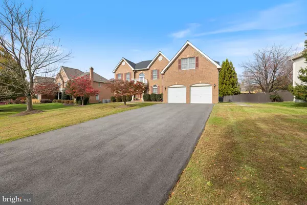 Rockville, MD 20853,3817 PARK LAKE DR