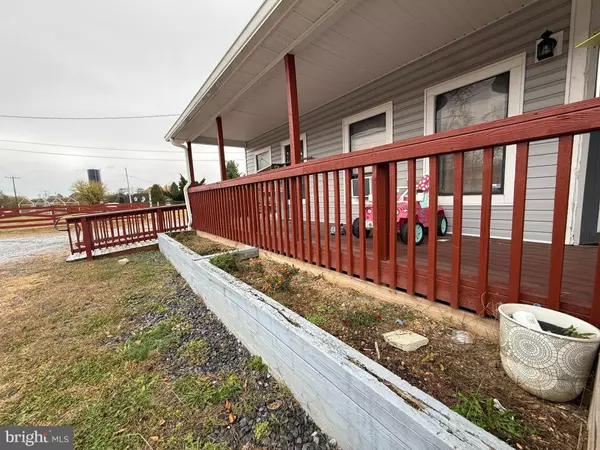 Kearneysville, WV 25430,6468 CHARLES TOWN RD