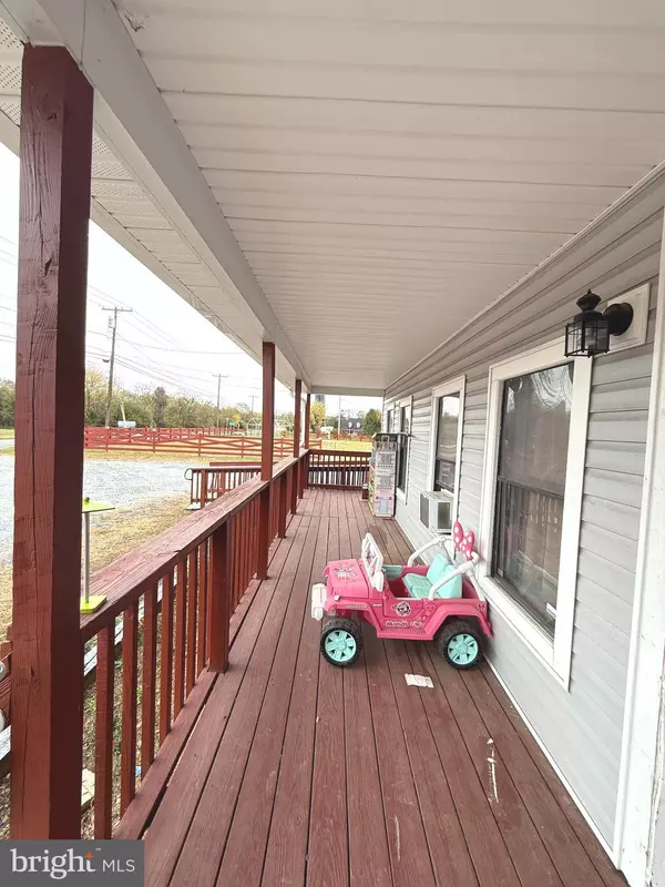 Kearneysville, WV 25430,6468 CHARLES TOWN RD