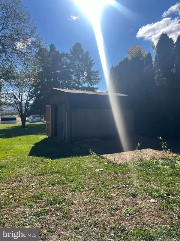 Shippensburg, PA 17257,8640 POSSUM HOLLOW ROAD