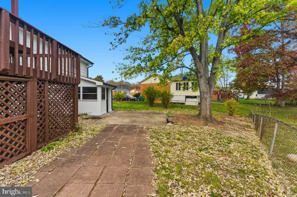 Manassas, VA 20109,9929 LOUDOUN AVE