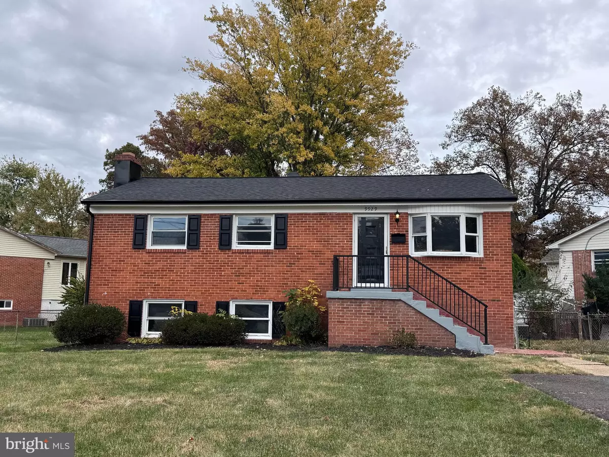 Manassas, VA 20109,9929 LOUDOUN AVE