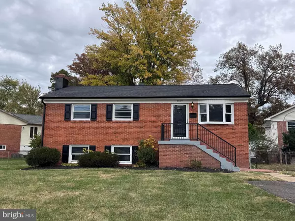 9929 LOUDOUN AVE, Manassas, VA 20109