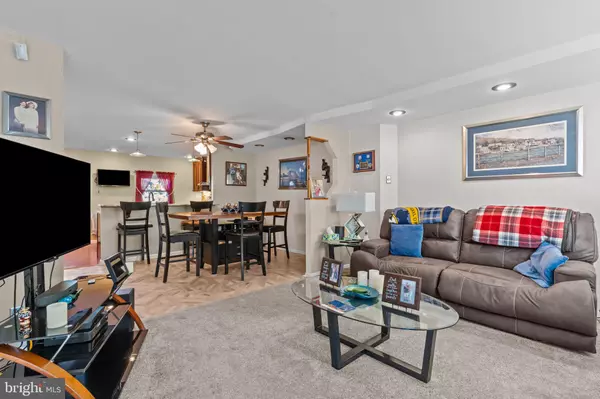 Philadelphia, PA 19154,4210 GREENMOUNT RD