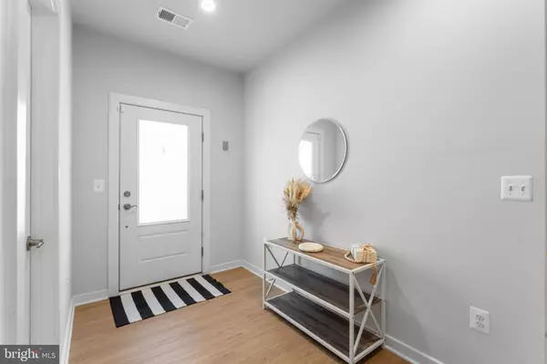 Dumfries, VA 22026,1783 HICKORY WOODS RD