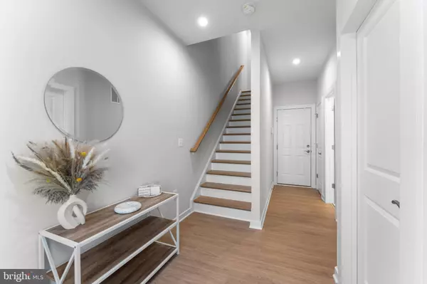 Dumfries, VA 22026,1783 HICKORY WOODS RD