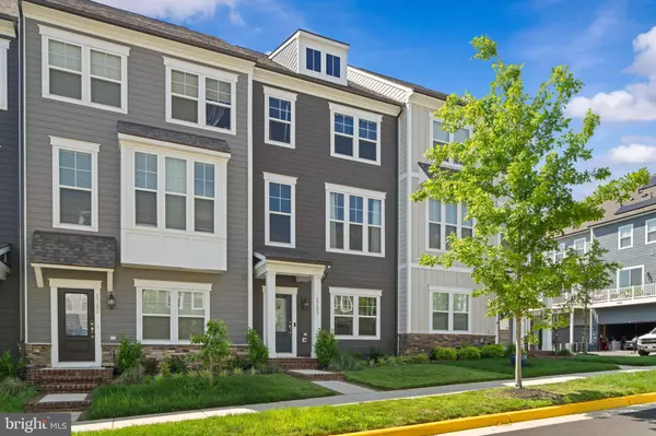 1783 HICKORY WOODS RD, Dumfries, VA 22026