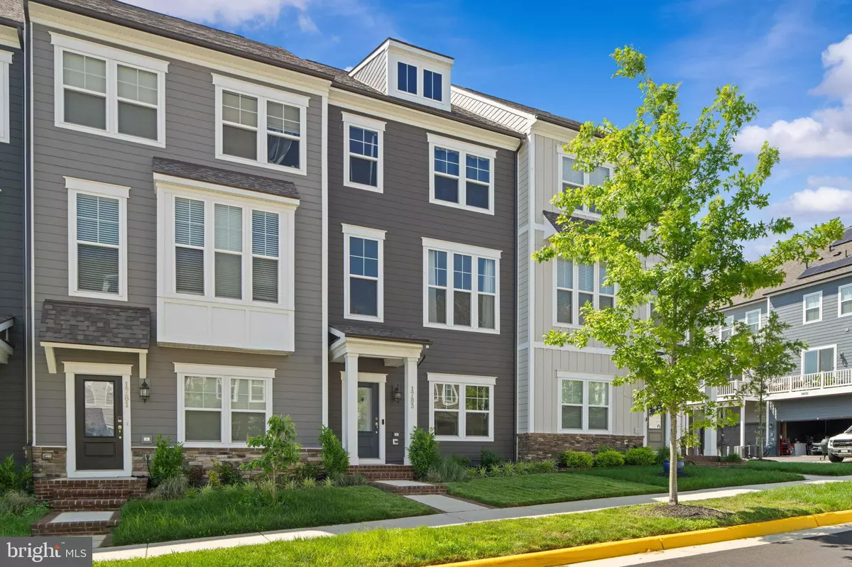 Dumfries, VA 22026,1783 HICKORY WOODS RD