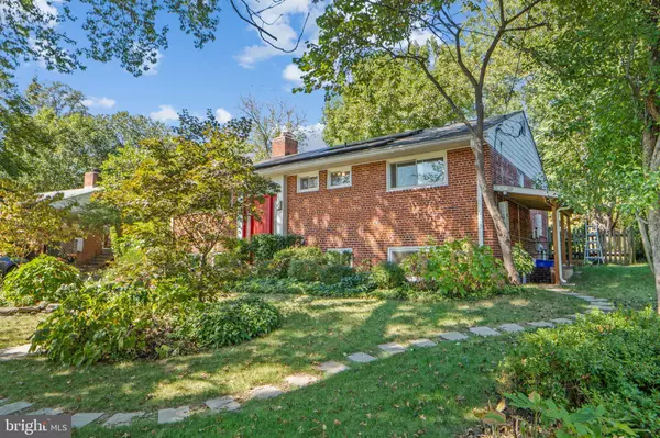 Bethesda, MD 20814,5929 AVON DR