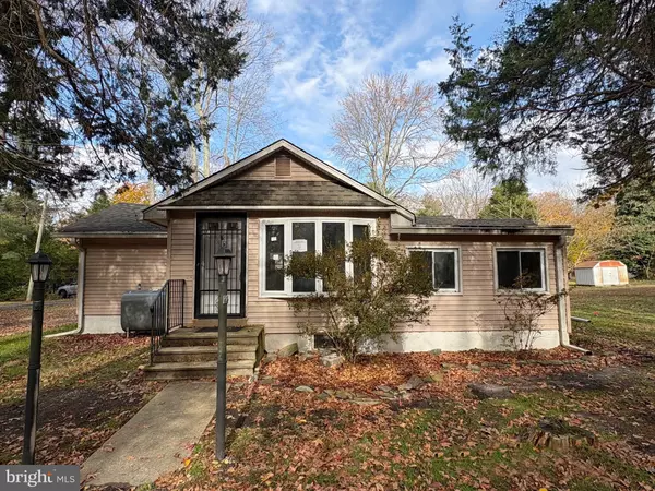 664 SCOTLAND RUN AVE, Franklinville, NJ 08322