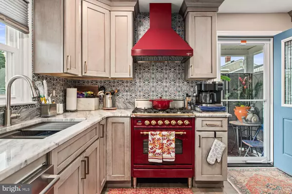 Holmes, PA 19043,1910 PARKER AVE #FIRST FLOOR REAR